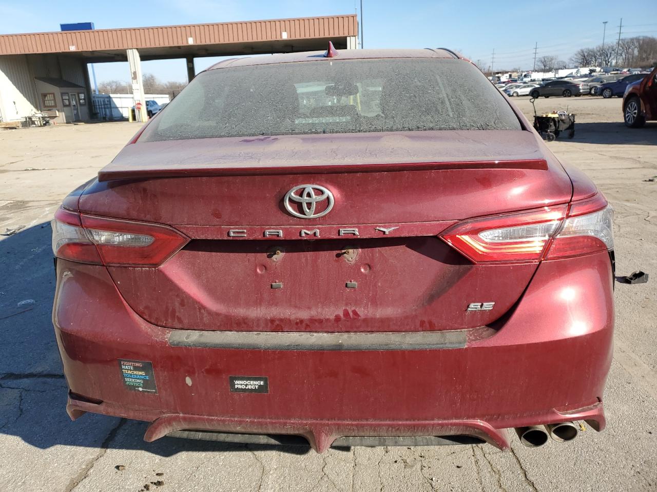 4T1B11HK9JU632910 TOYOTA CAMRY 2018