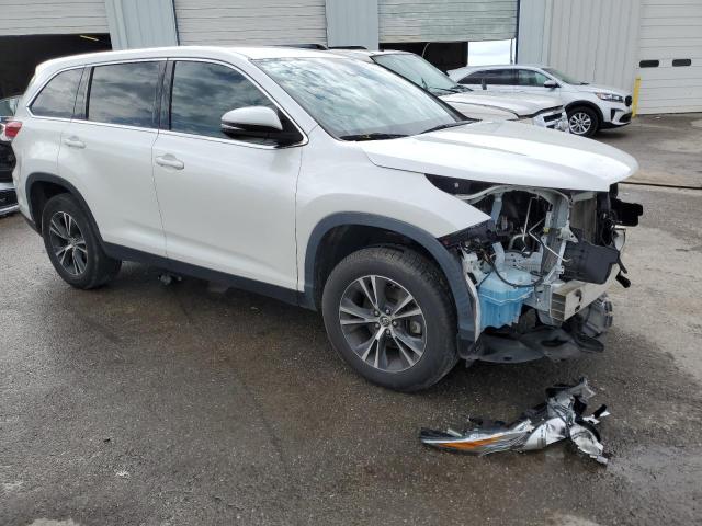 VIN 5TDZZRFH8KS361703 2019 Toyota Highlander, LE no.4