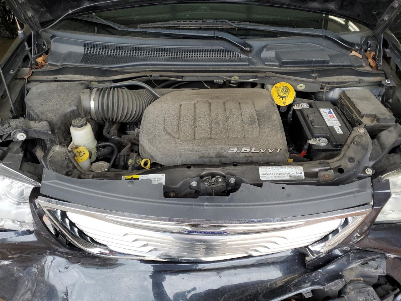 CHRYSLER TOWN & COUNTRY TOURING L