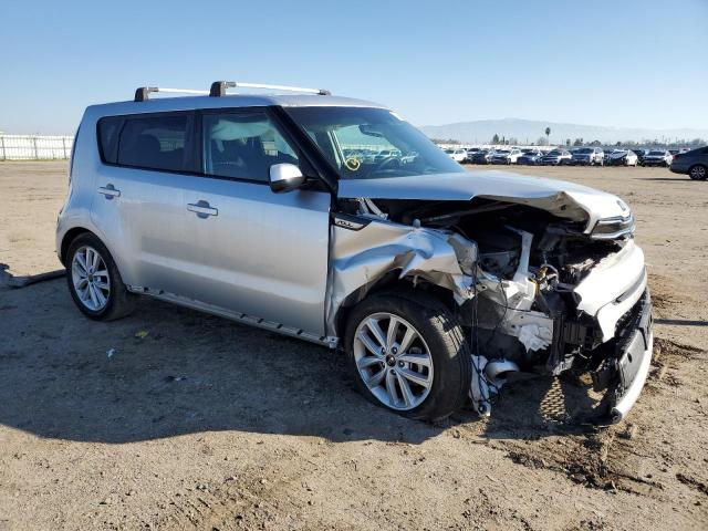 VIN 1FADP3K27FL381369 2019 KIA SOUL no.4