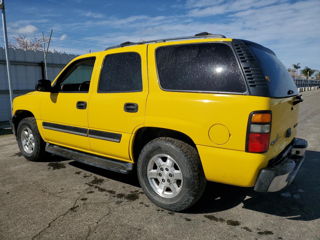 1gnec13t25j242855 1GNEC13T25J242855 2005 Chevrolet Tahoe C1500