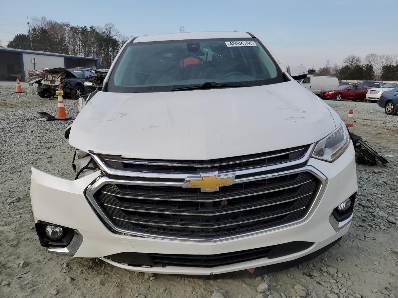 1GNEVJKW1JJ109911 CHEVROLET TRAVERSE 2018