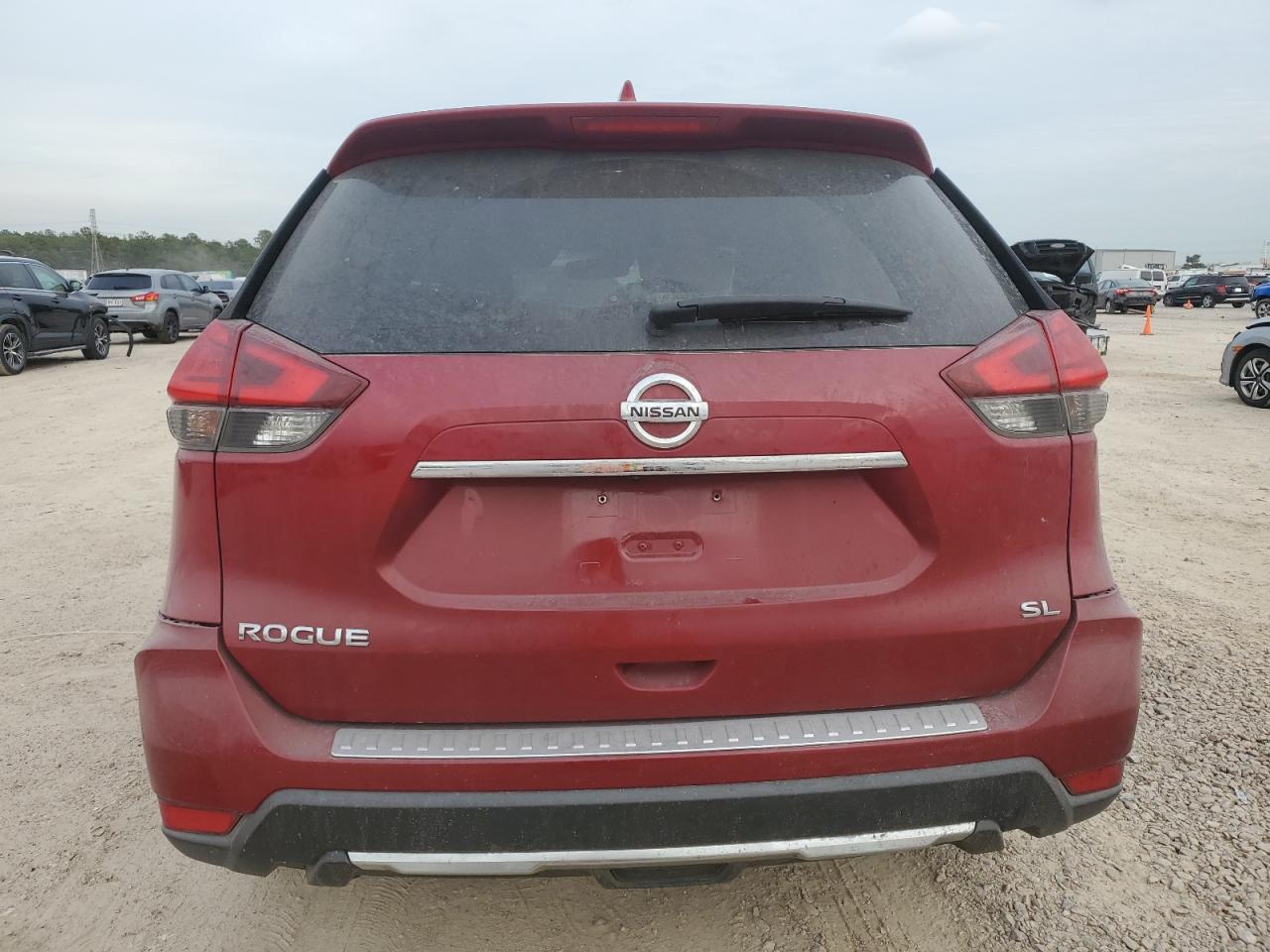 JN8AT2MT5HW394930 NISSAN ROGUE 2017