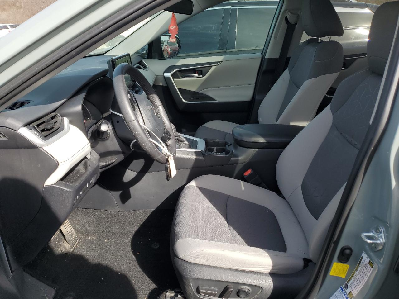 2T3P1RFVXMW180477 TOYOTA RAV4 2021