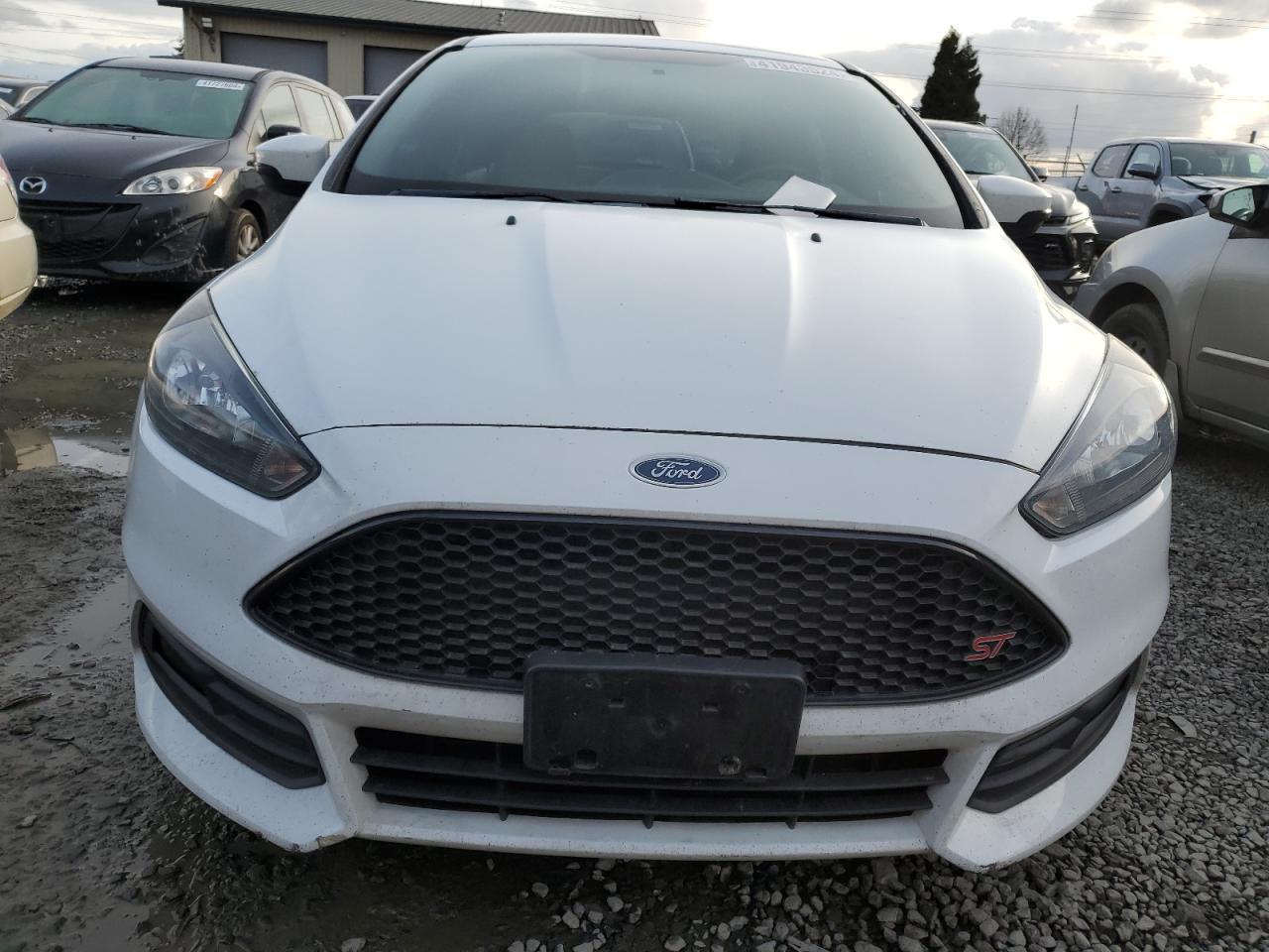 1FADP3L93HL210892 FORD FOCUS 2017