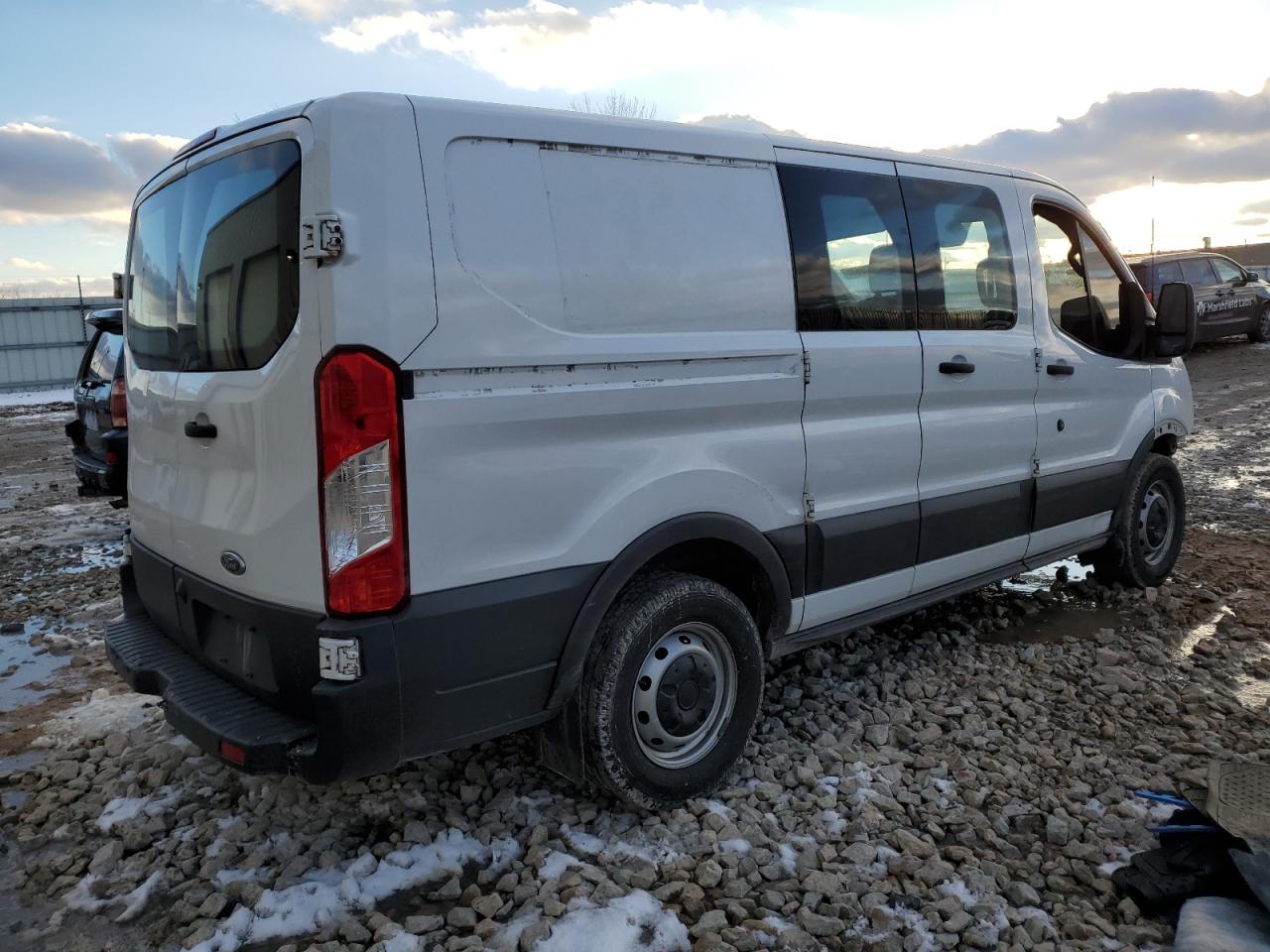 1FTYE1ZM9GKA17104 FORD TRANSIT 2016