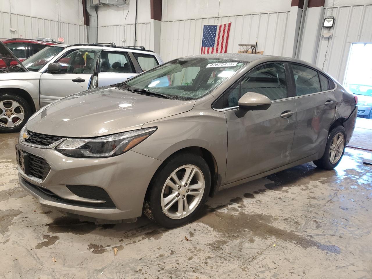 1G1BE5SM2J7105907 CHEVROLET CRUZE 2018