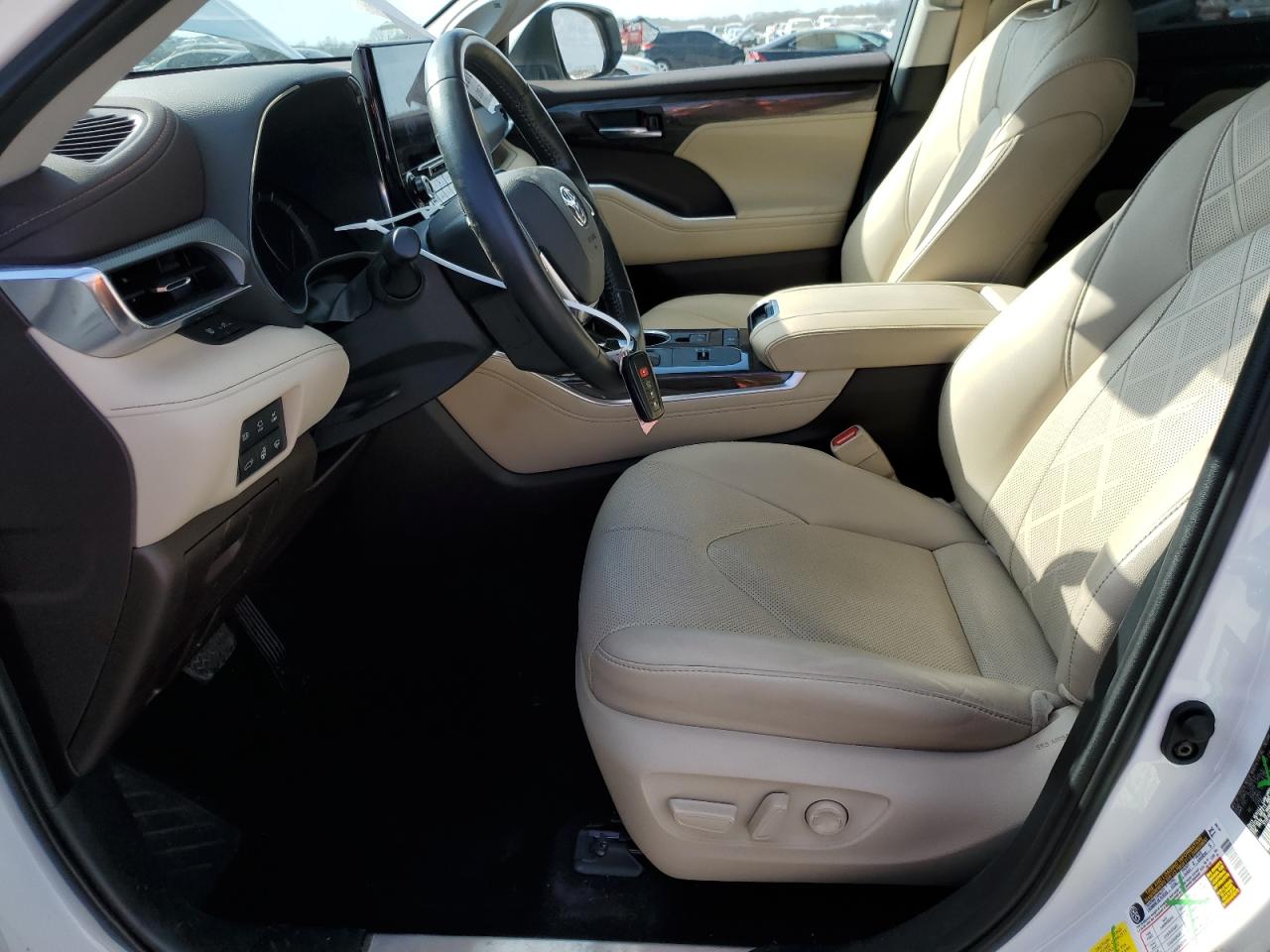 5TDFARAH0MS010059 TOYOTA HIGHLANDER 2021