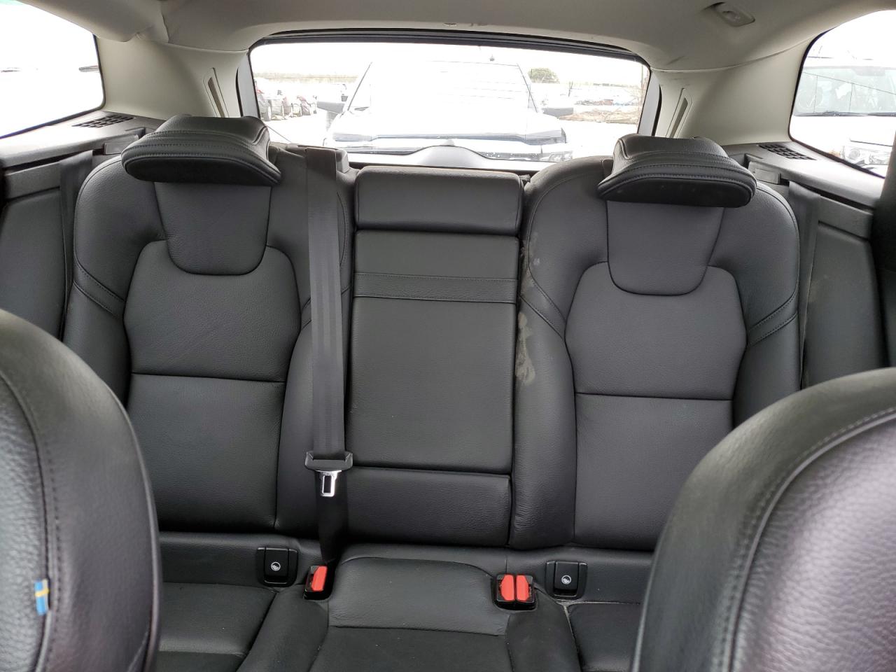YV4A22RK8L1513829 VOLVO XC60 2020