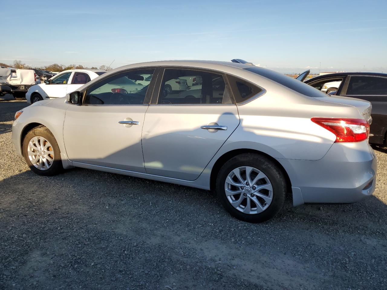 3N1AB7AP0JY260539 NISSAN SENTRA 2018