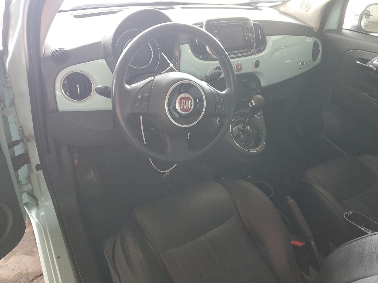 3C3CFFCR8HT517784 2017 Fiat 500 Lounge