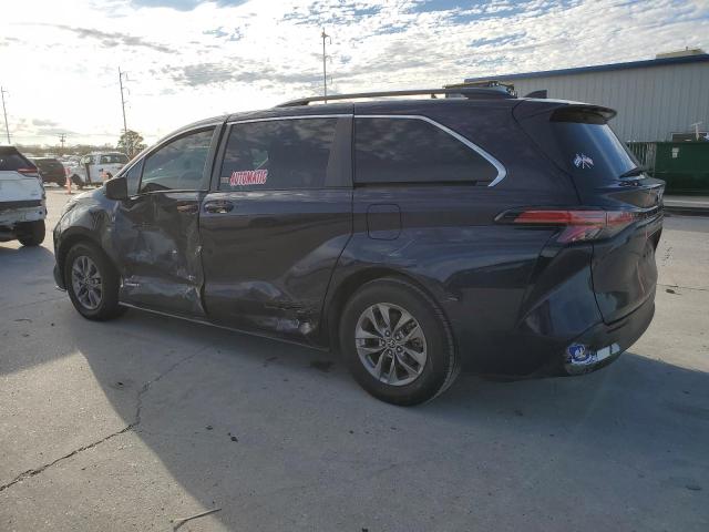 2021 TOYOTA SIENNA LE 5TDKRKEC0MS032057