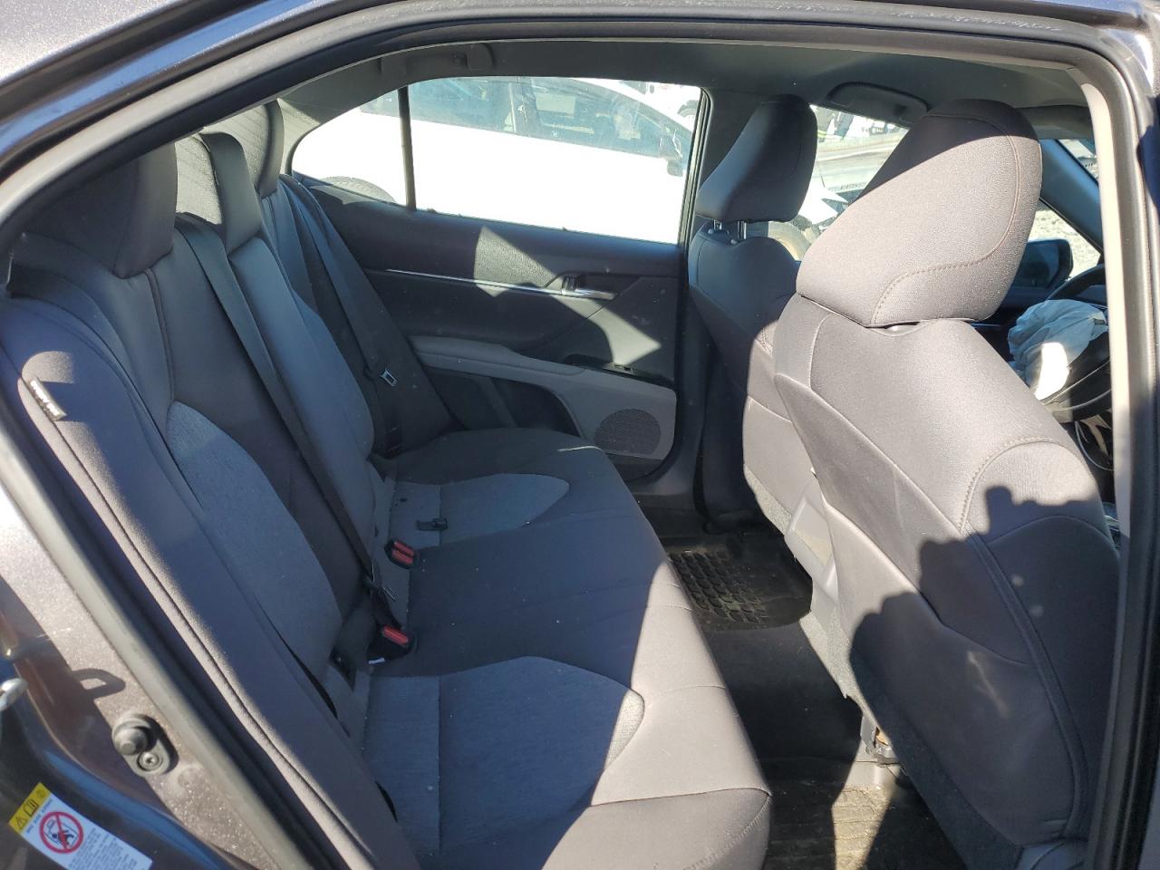 4T1B11HK4KU697309 TOYOTA CAMRY 2019