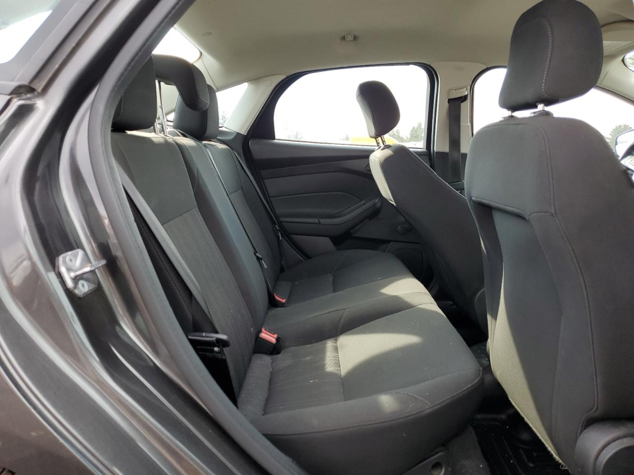 1FADP3E24GL208549 FORD FOCUS 2016