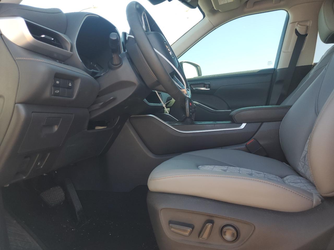 5TDAARAH2PS518256 TOYOTA HIGHLANDER 2023