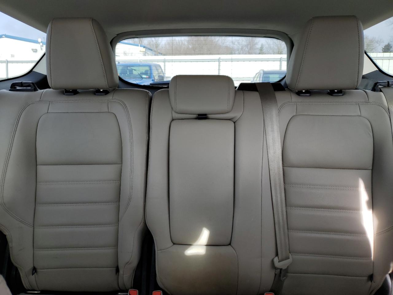 1FMCU9J96HUB71662 FORD ESCAPE 2017