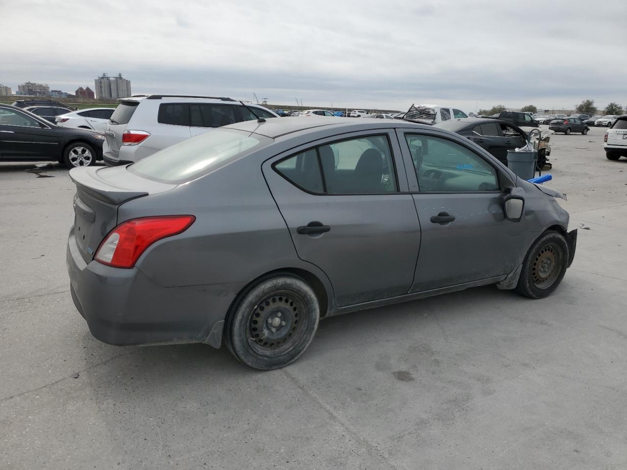 3N1CN7AP7GL886207 NISSAN VERSA 2016