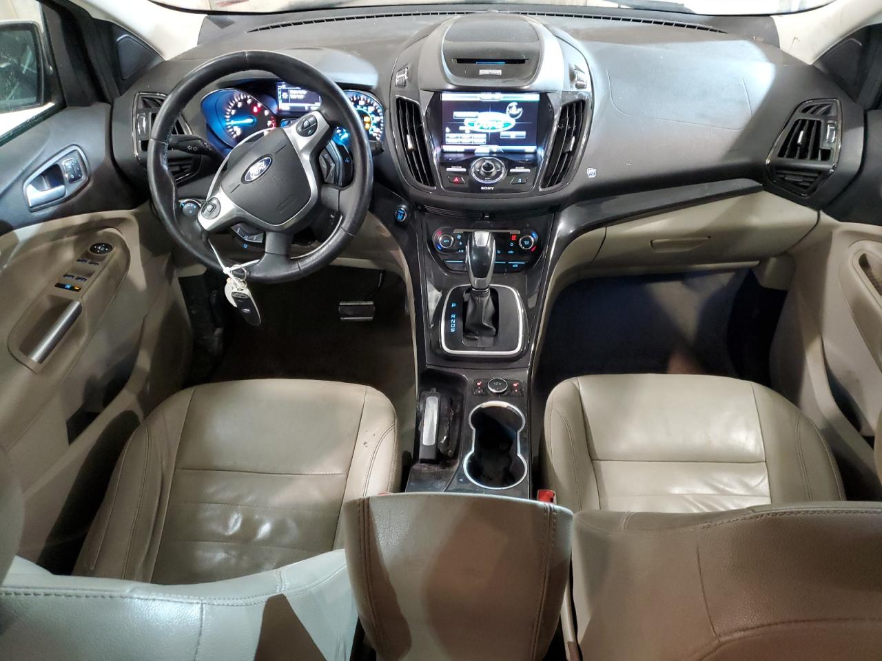 1FMCU0JX7EUA70202 2014 Ford Escape Titanium