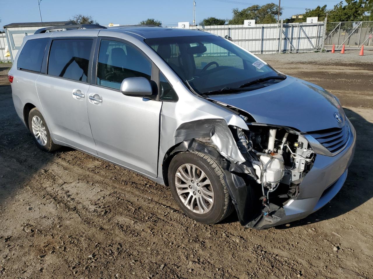 5TDYK3DC6GS693862 TOYOTA All Models 2016
