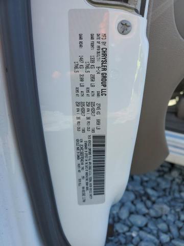 2015 CHRYSLER TOWN & COU - 2C4RC1BG5FR546144
