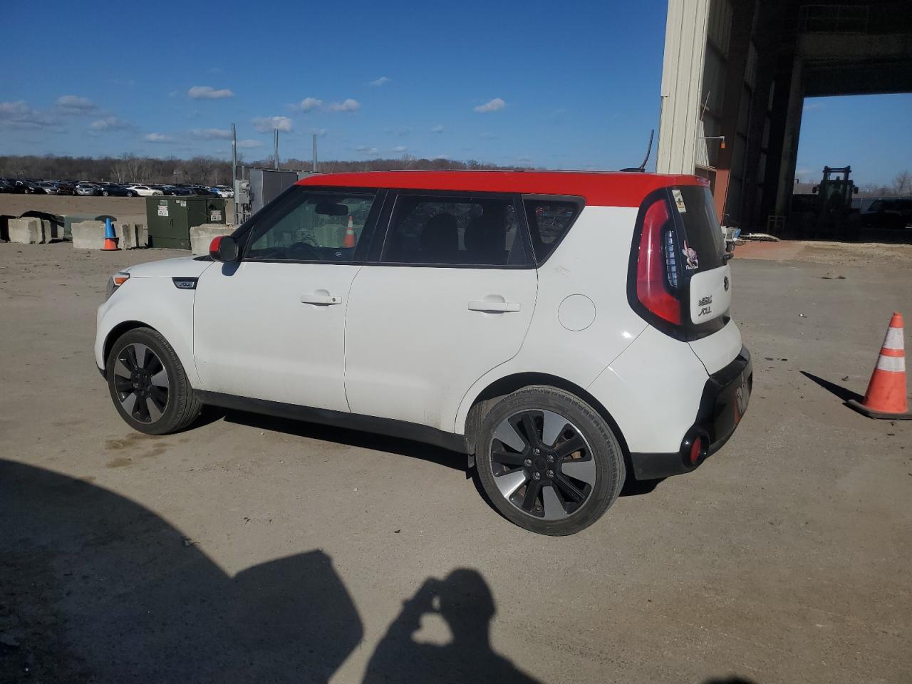 2016 Kia Soul + vin: KNDJP3A59G7298366