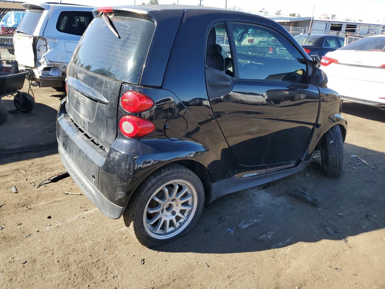 Lot #2475801062 2013 SMART FORTWO PUR