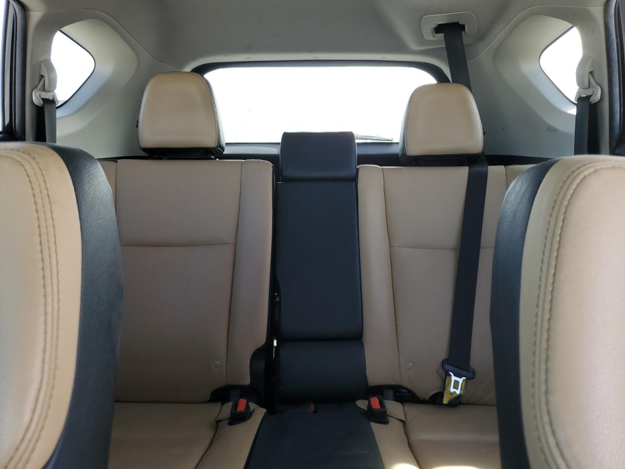 JTMYFREVXJJ200115 TOYOTA RAV4 2018