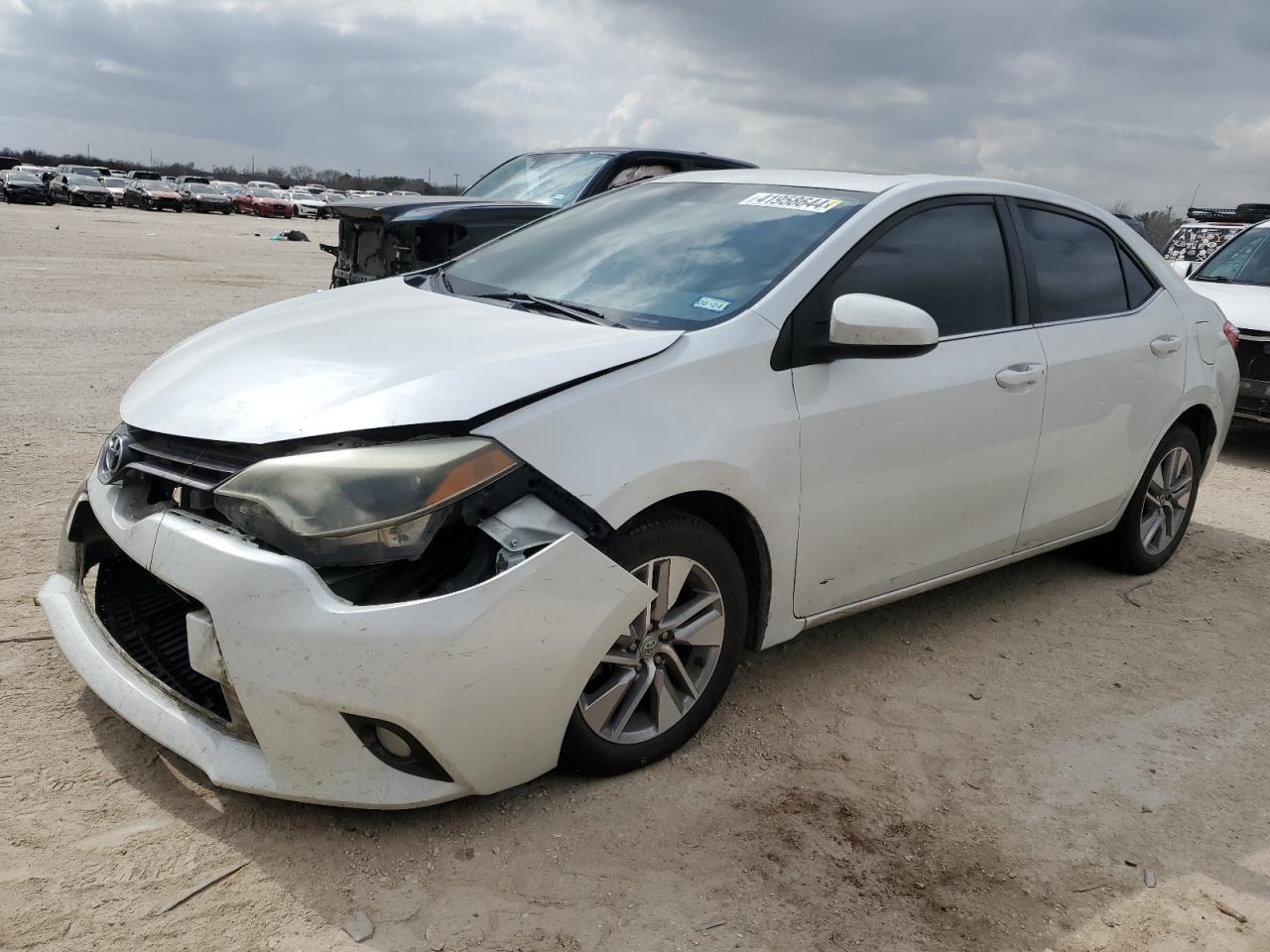 5YFBPRHE3GP412275 TOYOTA COROLLA 2016