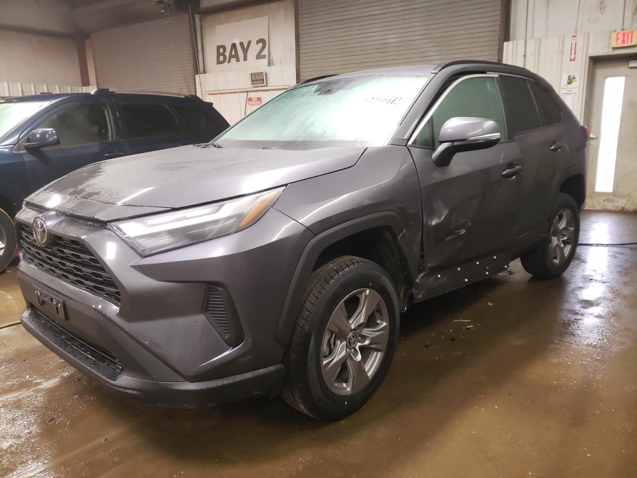 2024 TOYOTA RAV4 XLE  (VIN: 2T3P1RFV4RC413066)