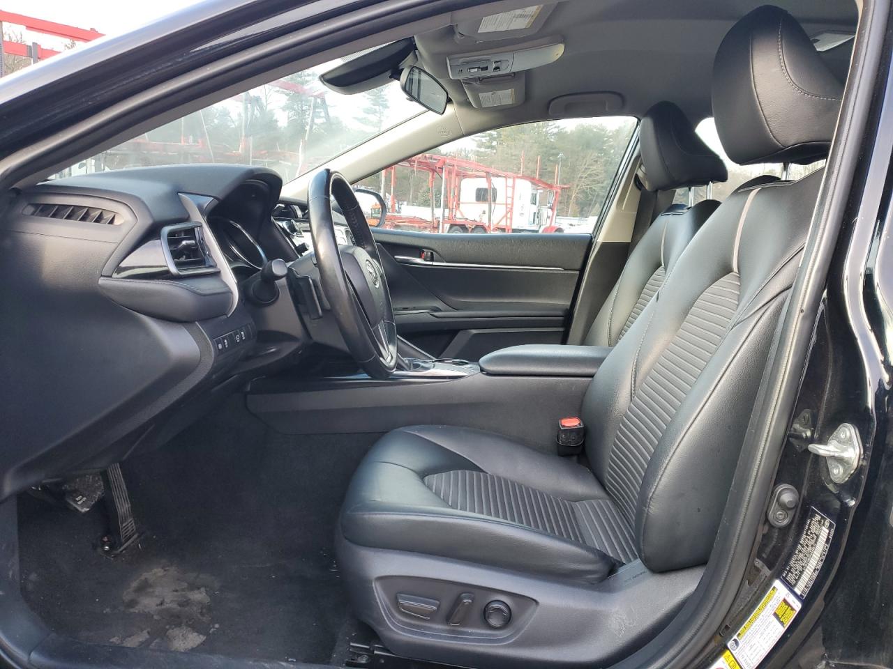 4T1B11HK4KU689811 TOYOTA CAMRY 2019