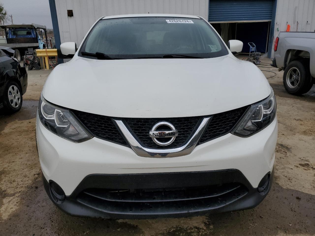 JN1BJ1CP2JW101109 NISSAN ROGUE 2018