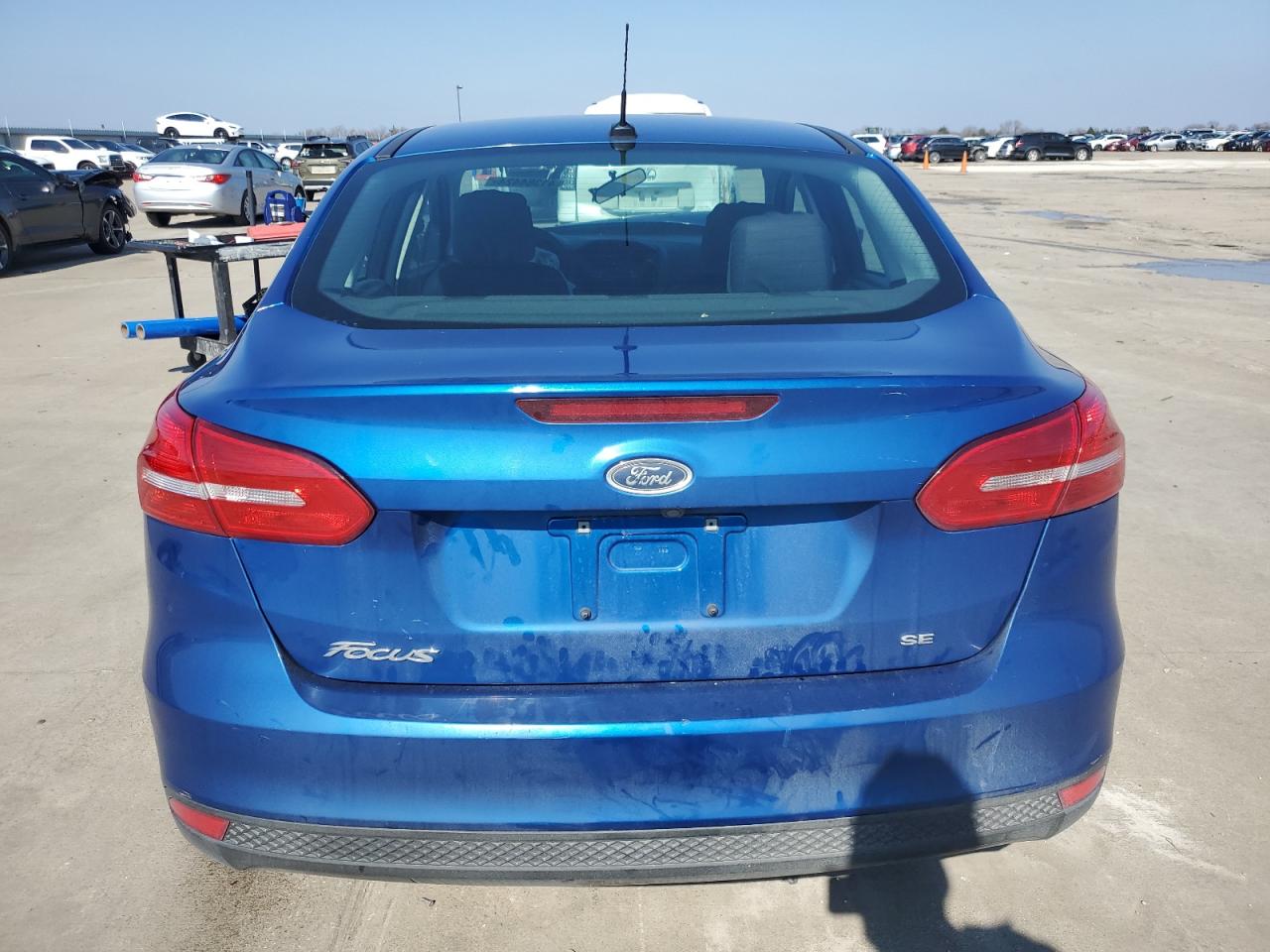 1FADP3F21JL302815 2018 Ford Focus Se