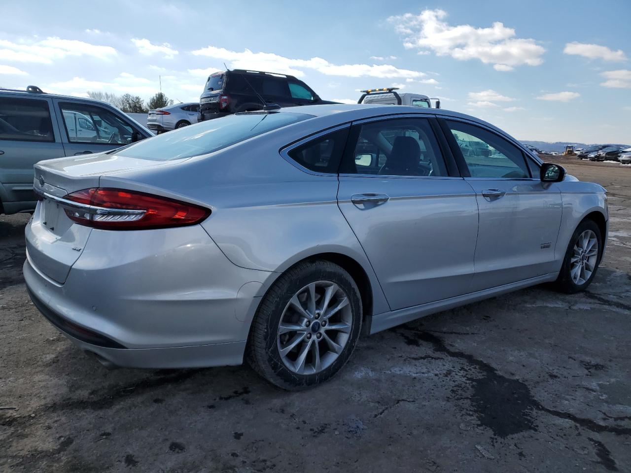 3FA6P0PU4HR184133 FORD FUSION 2017