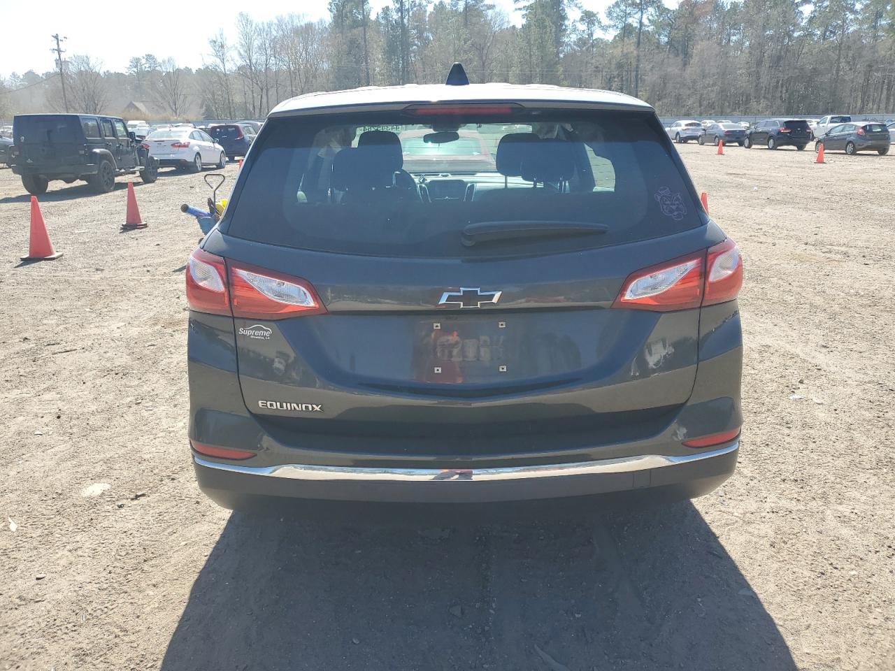 2GNAXHEV7J6332889 CHEVROLET EQUINOX 2018