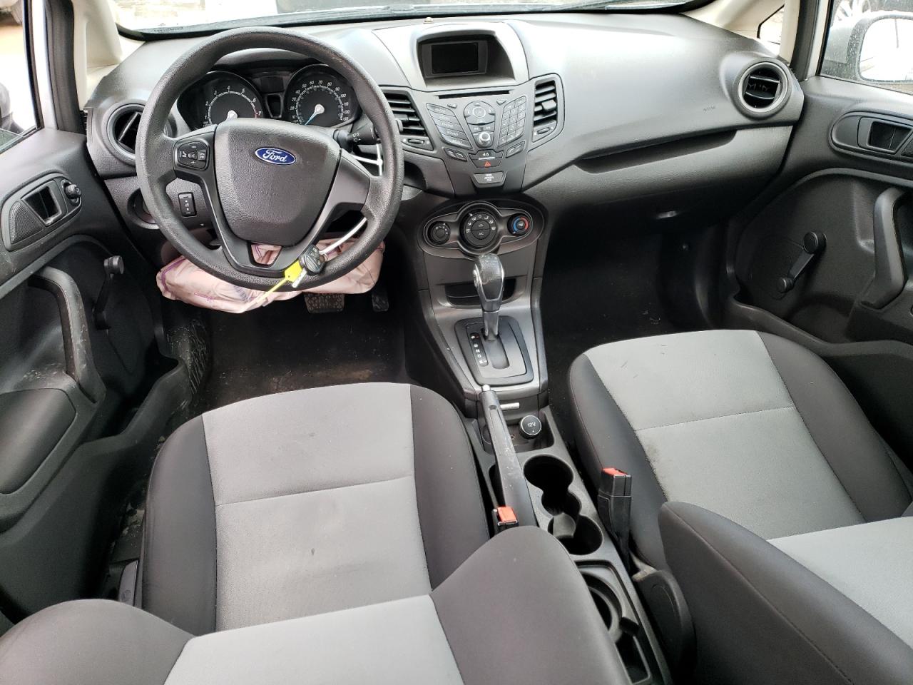 3FADP4AJ5JM110087 2018 Ford Fiesta S