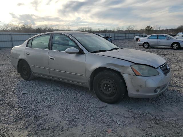 2004 Nissan Altima - Image 4