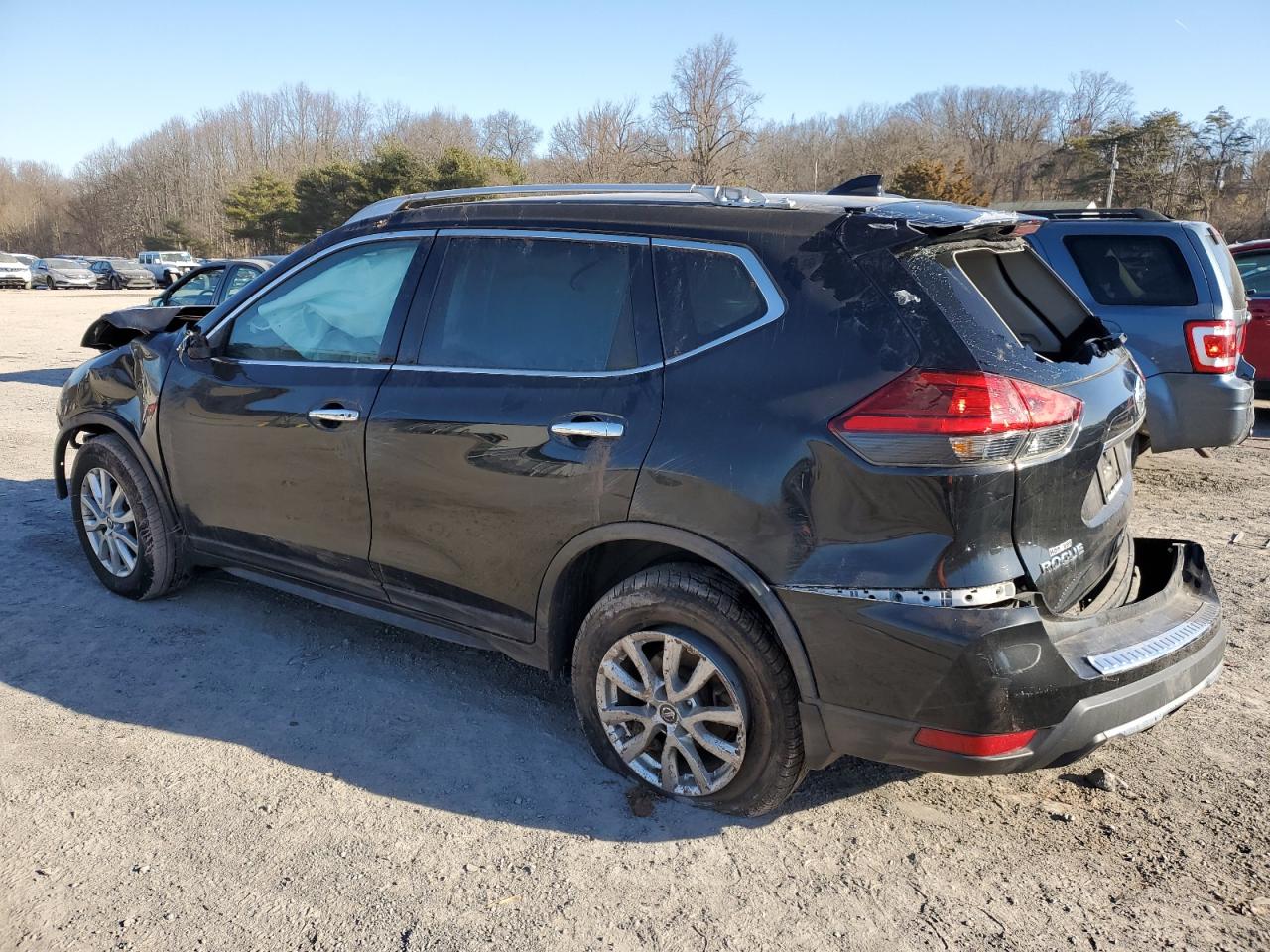 KNMAT2MV9HP546456 NISSAN ROGUE 2017