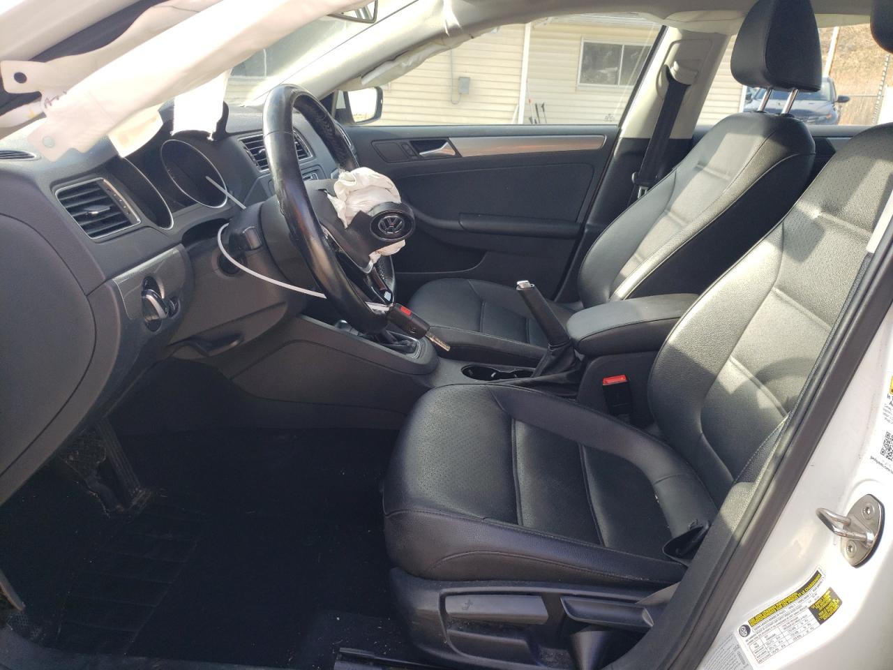 3VWDB7AJ4HM261133 2017 Volkswagen Jetta Se