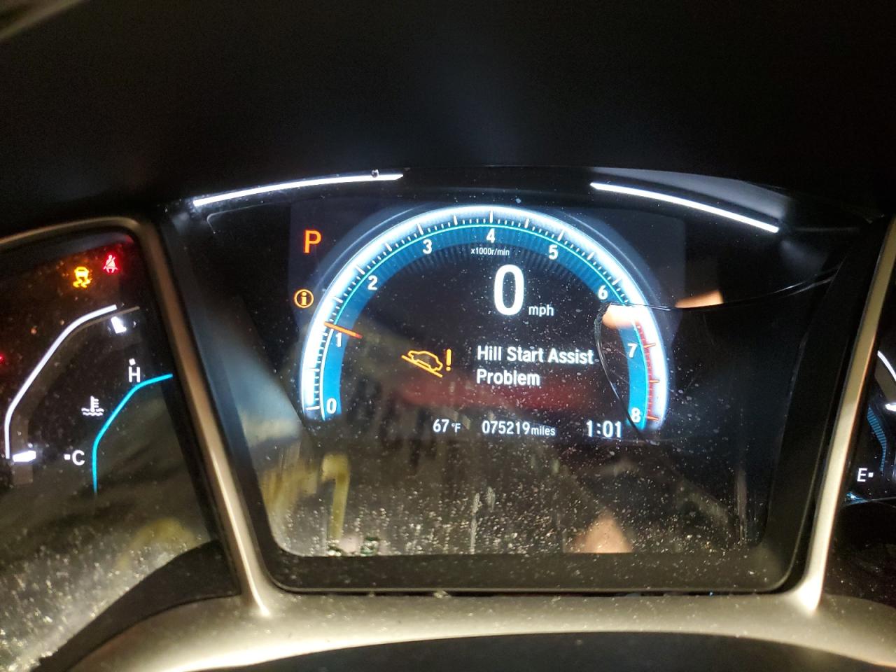 19XFC1F33HE021811 HONDA CIVIC 2017