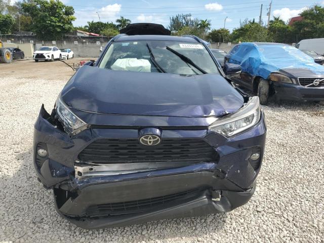 2019 TOYOTA RAV4 XLE JTMW1RFV2KJ011643