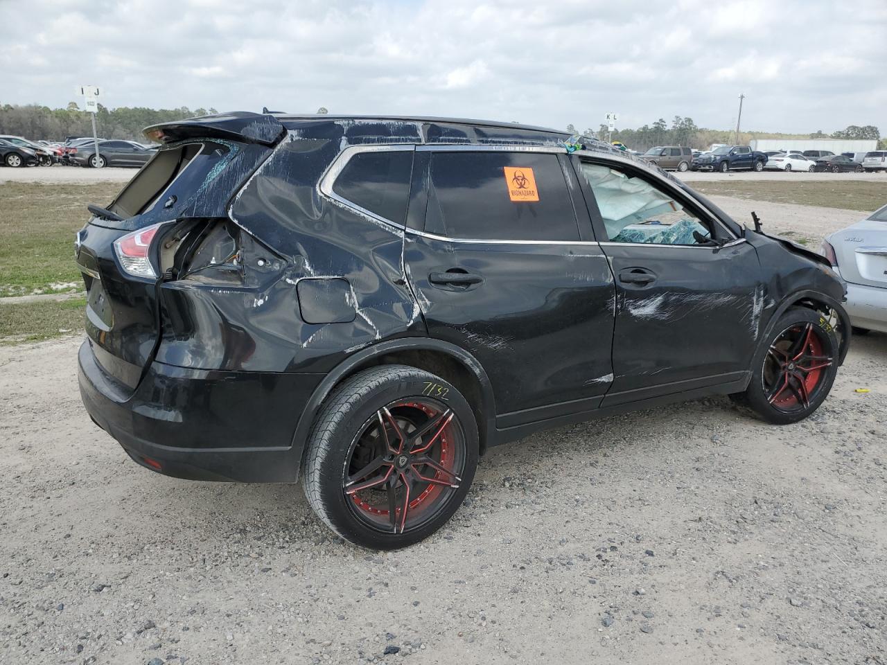 KNMAT2MT7GP702720 NISSAN ROGUE 2016