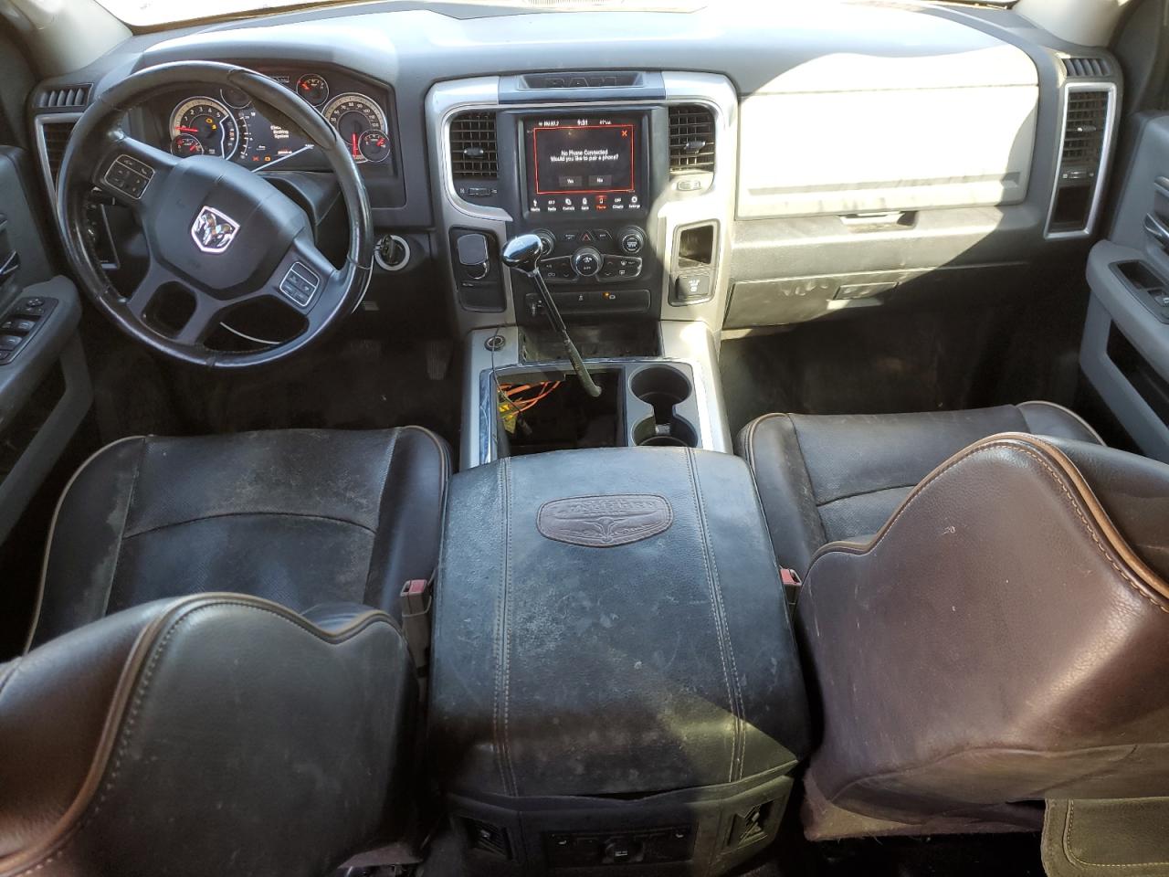 3C63RRHL5JG270318 2018 Ram 3500 Slt