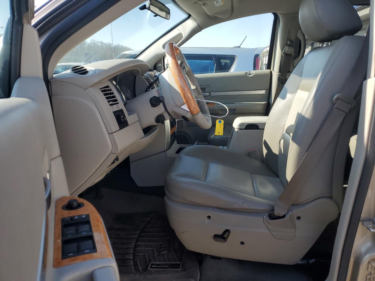 1A8HW58T69F701660 2009 Chrysler Aspen Limited