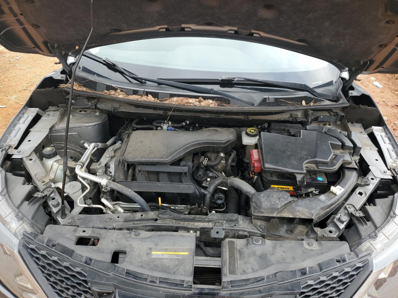 JN1BJ1CP8JW187624 NISSAN ROGUE 2018
