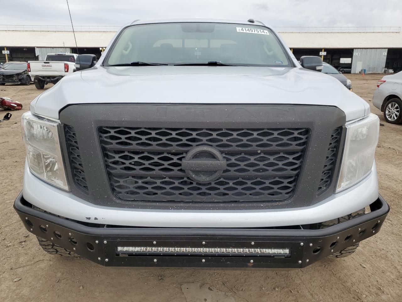 1N6AA1EK1KN505081 NISSAN TITAN 2019