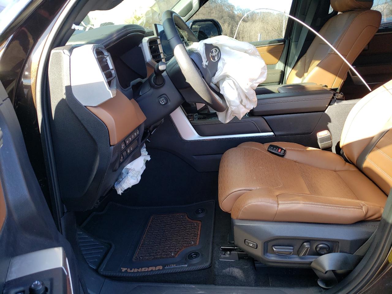 5TFMC5EC4NX001904 TOYOTA TUNDRA 2022