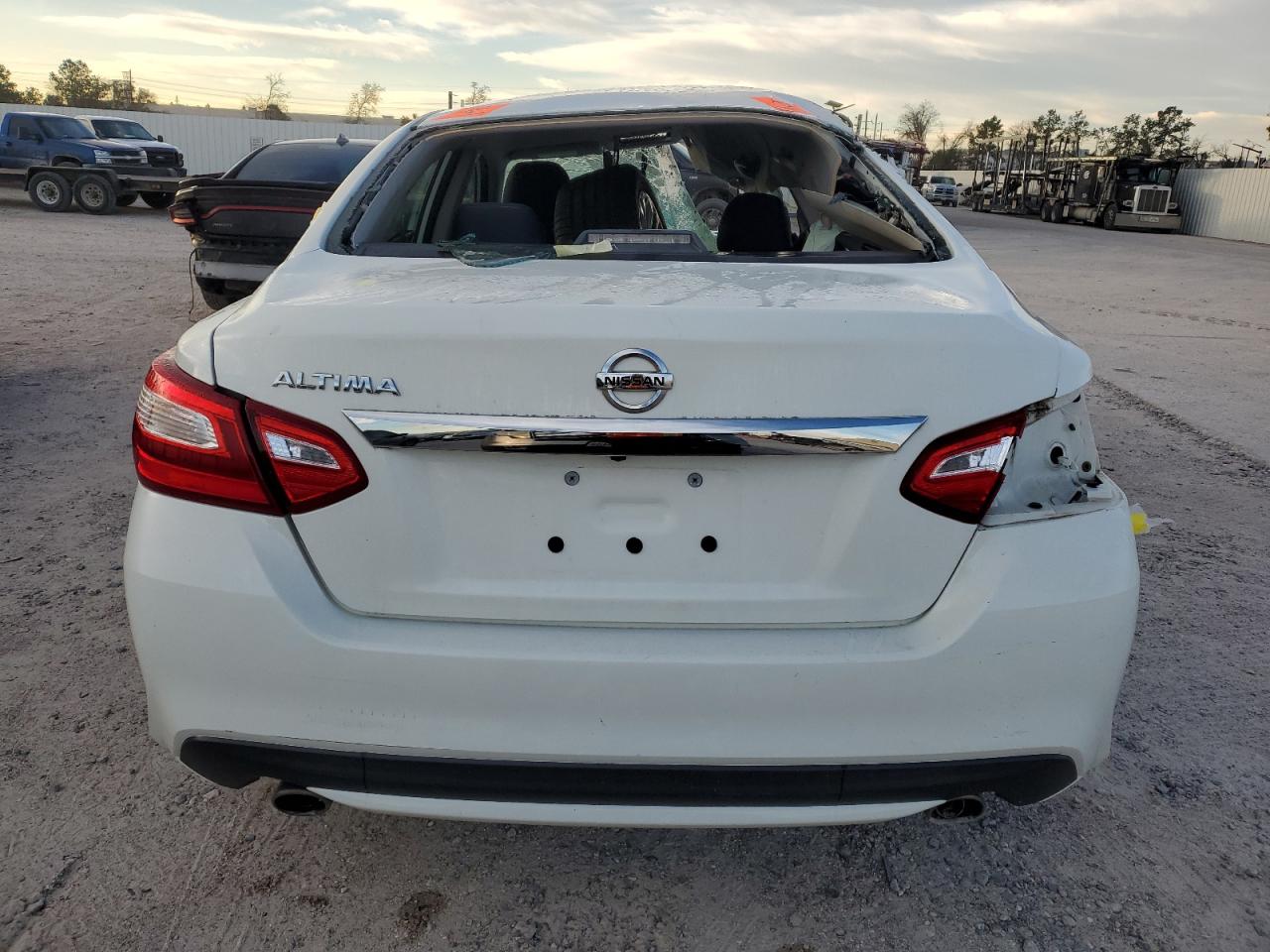 1N4AL3AP4HC489821 NISSAN ALTIMA 2017