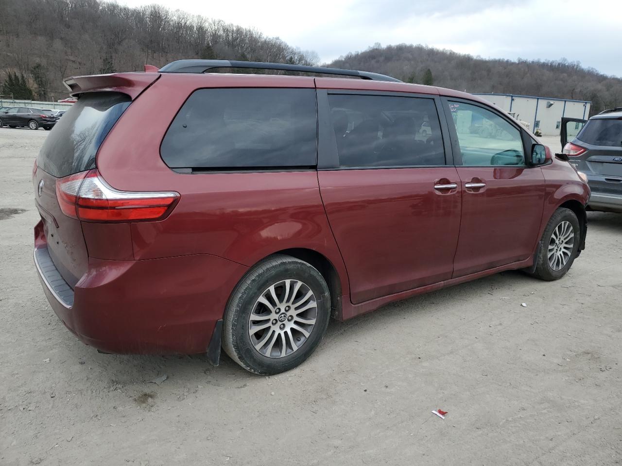 5TDYZ3DC5KS010067 TOYOTA All Models 2019