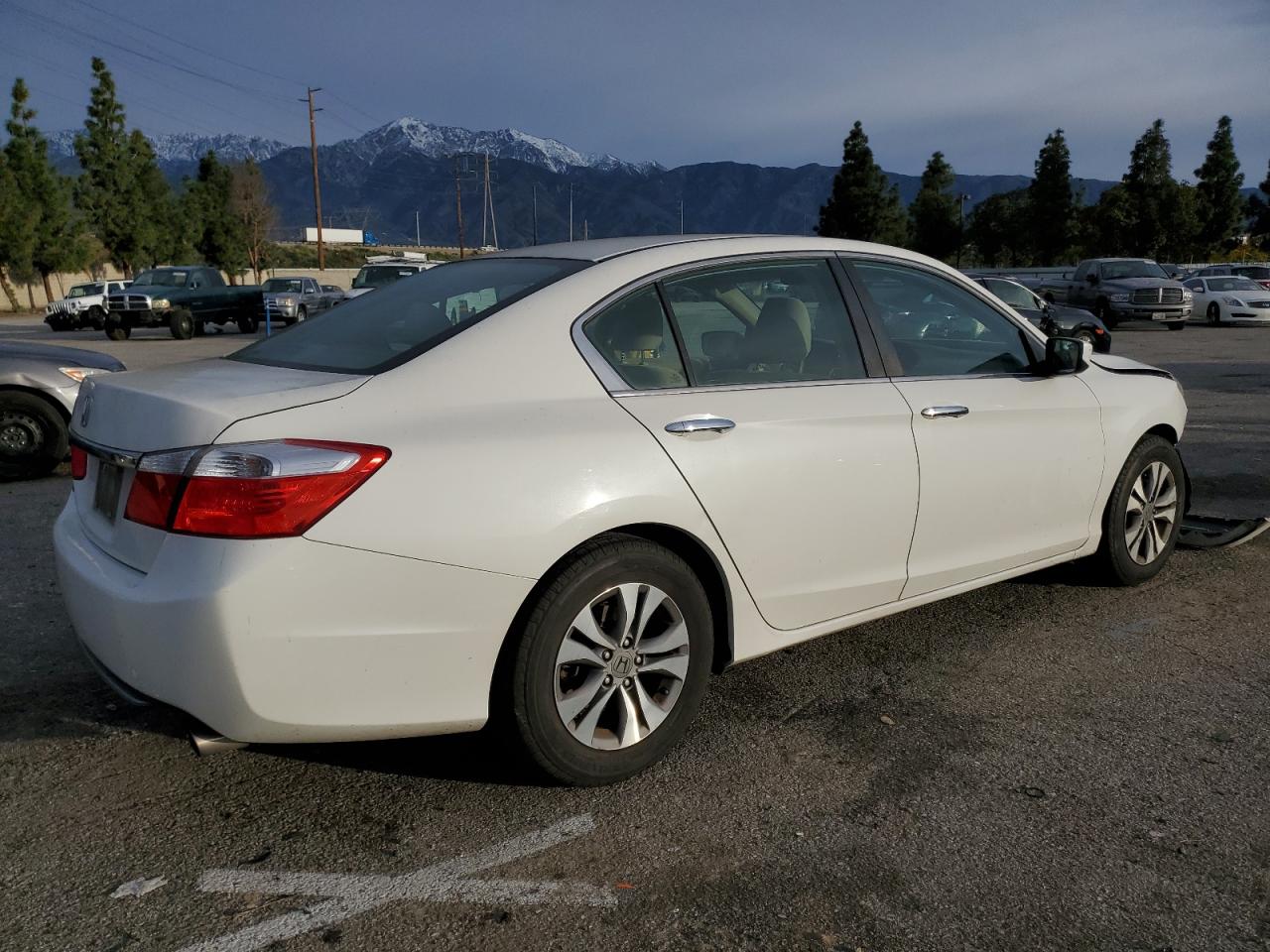 1HGCR2F31FA027082 2015 Honda Accord Lx 1HGCR2F31FA027082 2015 Honda Accord Lx