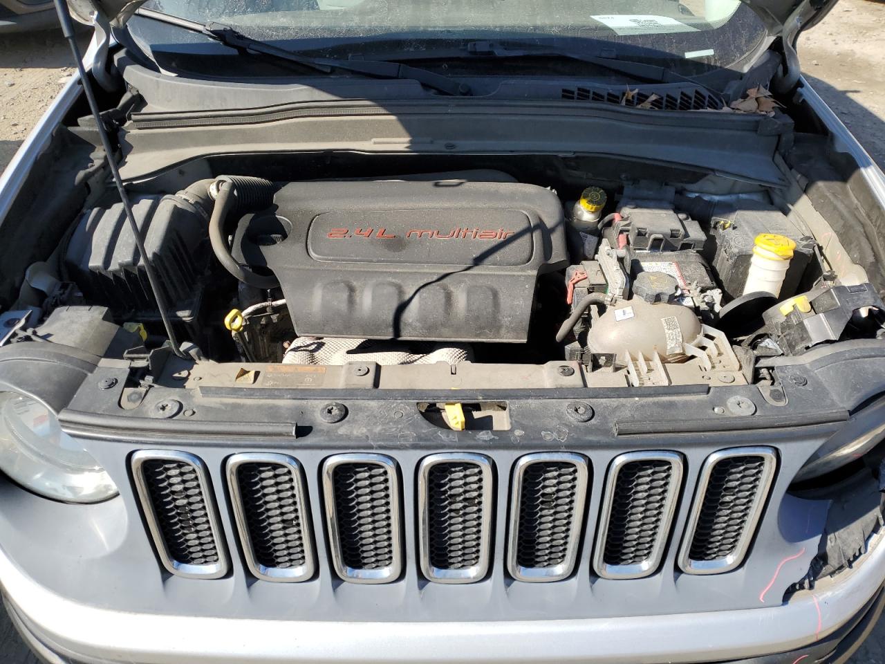 ZACCJBBT8FPB80568 2015 Jeep Renegade Latitude